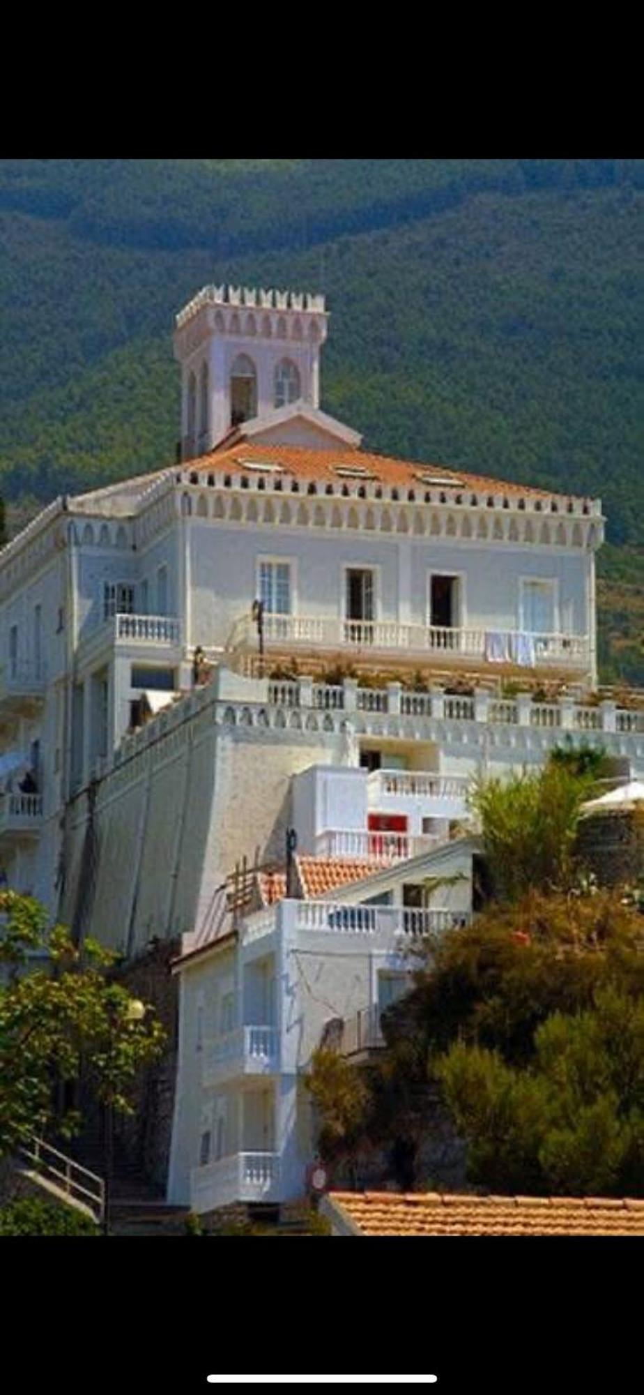 Appartamento Nel Fabbricato Denominato Il Castello ปรายาอามาเร ภายนอก รูปภาพ